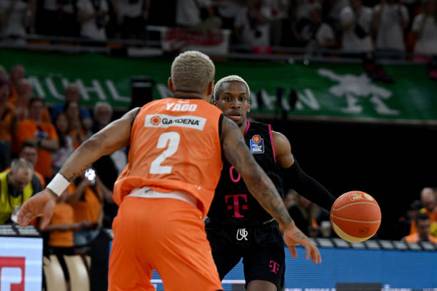 王强是一名 王强是一名