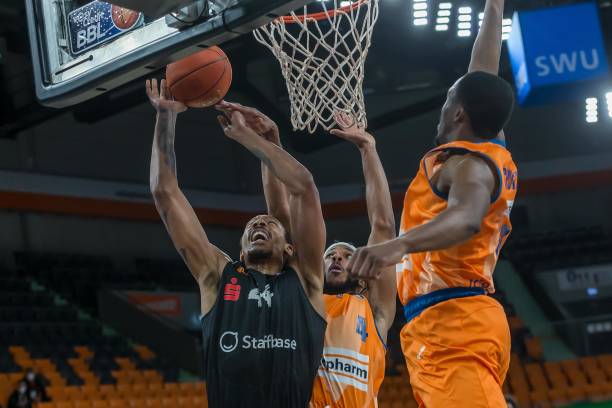 而这场所谓 而这场所谓