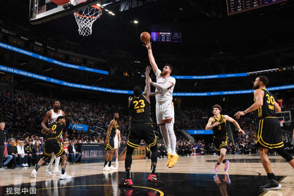 在单个比赛 在单个比赛